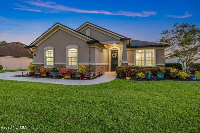 4 bedroom Single Family Residence at 1322 Warbler Way, Two Creeks, Middleburg — photo 5