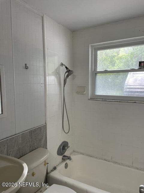 2331 Holmes Street, Jacksonville FL - photo 6 of 15