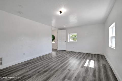 1158 Pacetti Street, Jacksonville FL - photo 8 of 49