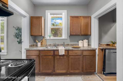 698 Bridal Avenue, Jacksonville FL - photo 20 of 38