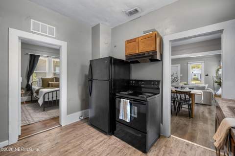 698 Bridal Avenue, Jacksonville FL - photo 22 of 38