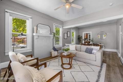 698 Bridal Avenue, Jacksonville FL - photo 8 of 38
