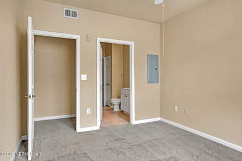 8539 Gate Parkway #9330, Jacksonville FL - photo 14 of 23