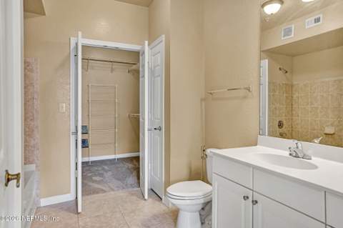 8539 Gate Parkway #9330, Jacksonville FL - photo 17 of 23