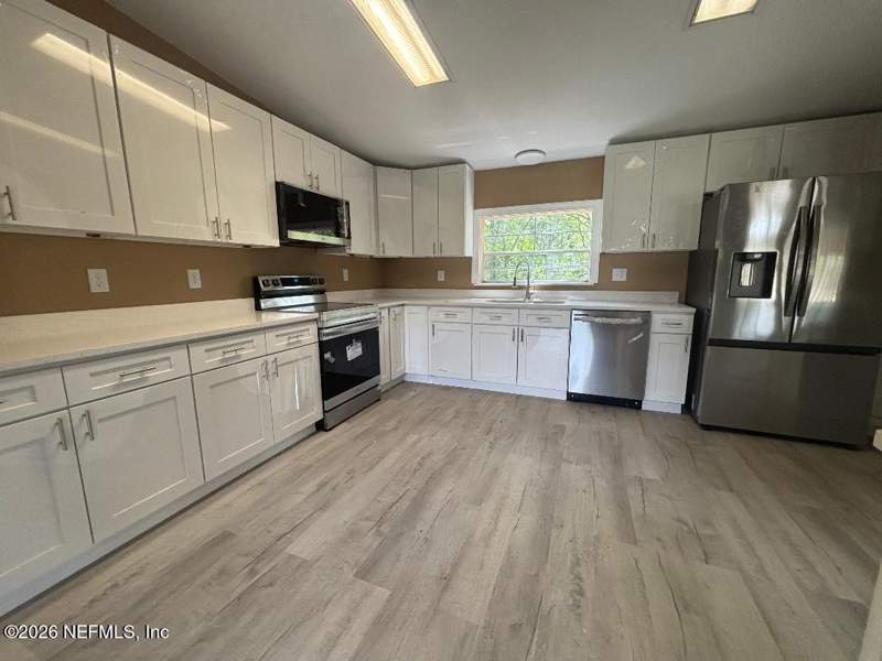3 bedroom Manufactured Home at 60 Plankton Avenue, Mimosa Woods, Middleburg — photo 5