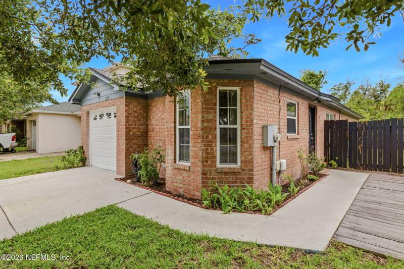 3 bedroom Single Family Residence at 2529 Americas Cup Circle, Courtyards Mayport, Atlantic Beach — photo 3