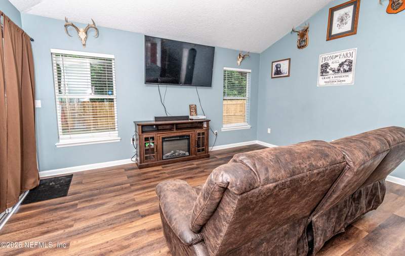 3 bedroom Single Family Residence at 431 Thomas Court, Leaning Oaks, Macclenny — photo 5