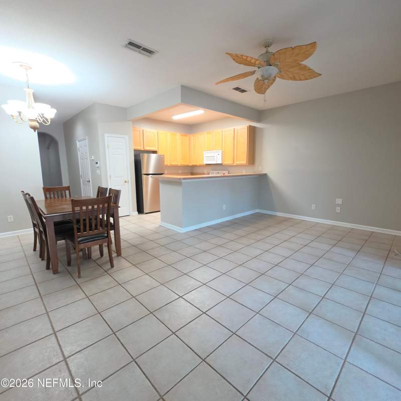 2 bedroom Townhouse at 5875 Parkstone Crossing Drive, Stonefield At Bartram Par, Jacksonville — photo 4