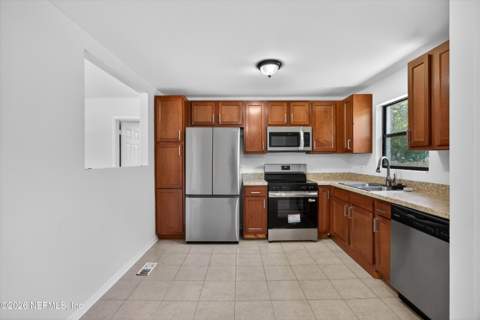 3248 Shetland Road, Jacksonville FL - photo 14 of 46