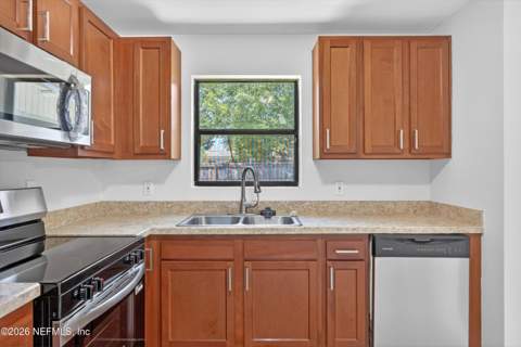 3248 Shetland Road, Jacksonville FL - photo 15 of 46