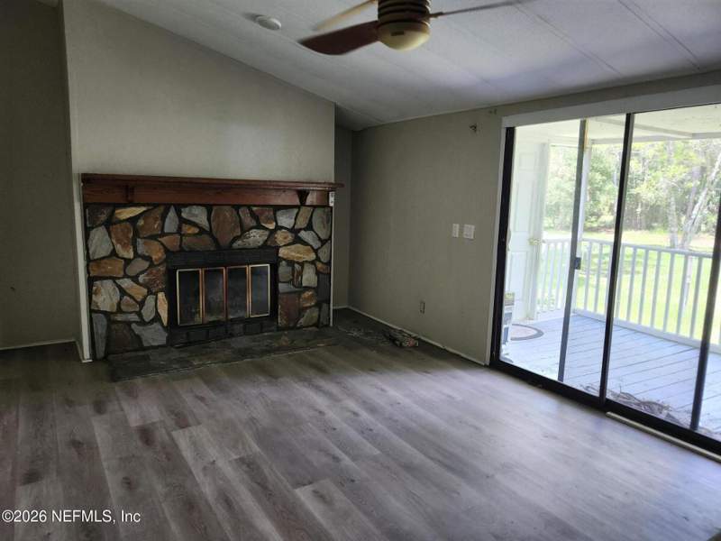 3 bedroom Manufactured Home at 132 Palmetto Point Lane, Acosta Grant, San Mateo — photo 4