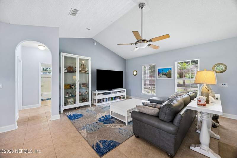 3 bedroom Single Family Residence at 105 Sunny Ln Br, Assessors Map, Pomona Park — photo 4