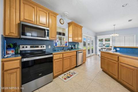 105 Sunny Ln Br, Pomona Park FL - photo 8 of 29