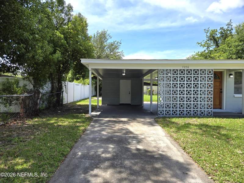3 bedroom Single Family Residence at 7056 Sonora Drive, Oak Hill, Jacksonville — photo 3