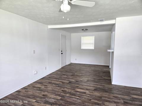7056 Sonora Drive, Jacksonville FL - photo 6 of 22