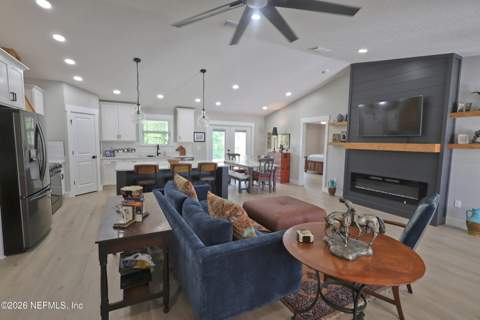 6204 Blue Marlin Drive, Keystone Heights FL - photo 11 of 59