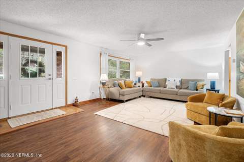 500 Walnut Street, Welaka FL - photo 6 of 51
