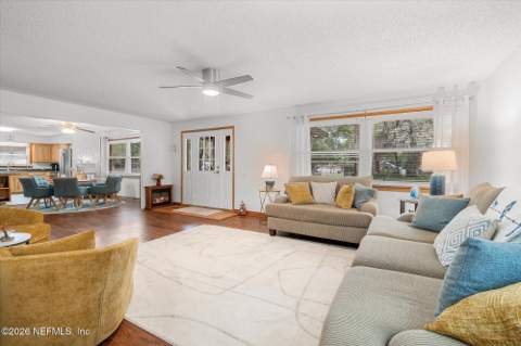 500 Walnut Street, Welaka FL - photo 7 of 51