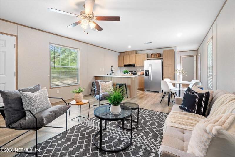 2 bedroom Manufactured Home at 127 Riverside Trail, St Johns Riverside Ests M, Satsuma — photo 5