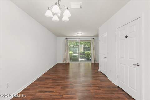 8125 Summer Point Court, Jacksonville FL - photo 16 of 52