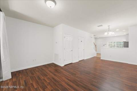 8125 Summer Point Court, Jacksonville FL - photo 7 of 52