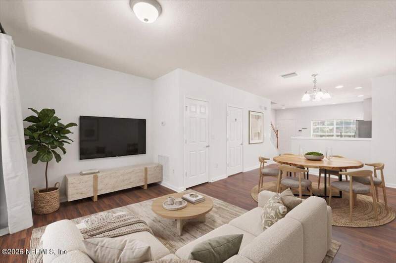 2 bedroom Townhouse at 8125 Summer Point Court, Summerfield, Jacksonville — photo 5