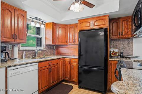222 River Bend Place #Bldg C, Welaka FL - photo 9 of 63