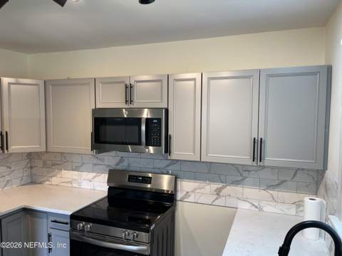 4051 Myra Street, Jacksonville FL - photo 17 of 23