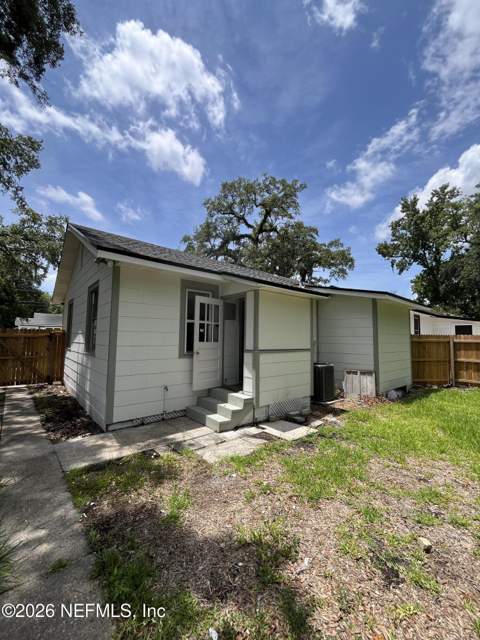 4051 Myra Street, Jacksonville FL - photo 12 of 23