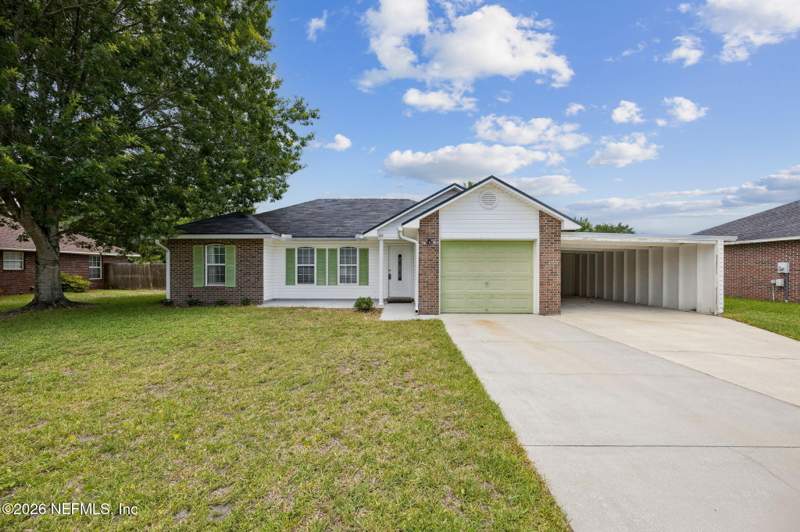 3 bedroom Single Family Residence at 533 E Ohio Avenue, Macclenny, Macclenny — photo 2