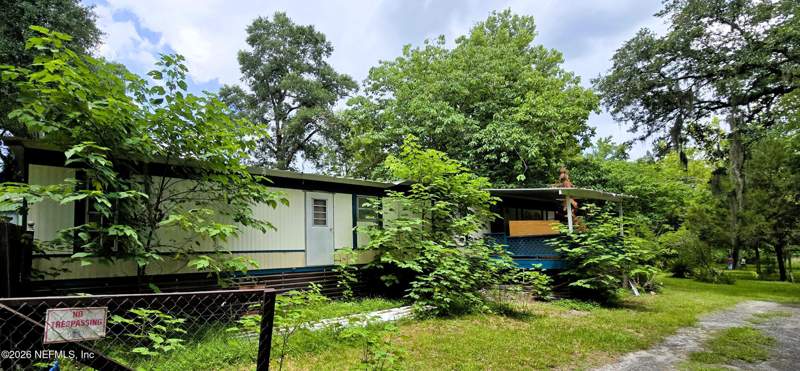 2 bedroom Mobile Home at 10733 Gladwynne Road, Johnsons Replat, Jacksonville — photo 2