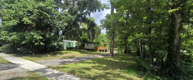 2 bedroom Mobile Home at 10733 Gladwynne Road, Johnsons Replat, Jacksonville — photo 4