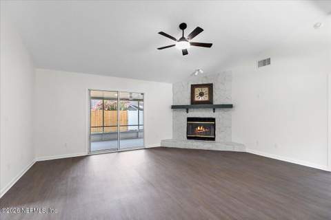 306 Fawnridge Lane, Orange Park FL - photo 16 of 29