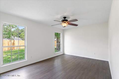306 Fawnridge Lane, Orange Park FL - photo 18 of 29