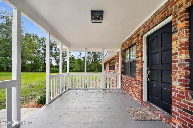 3 bedroom Single Family Residence at 553579 US Highway 1, Hilliard, Hilliard — photo 5