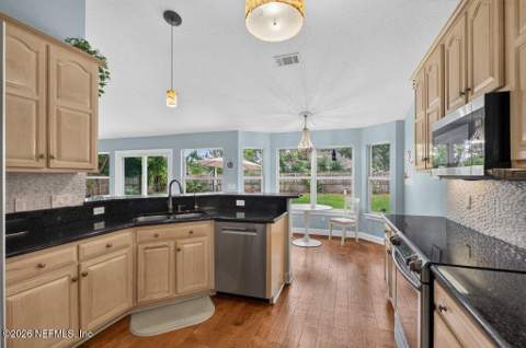 13438 Aquiline Road, Jacksonville FL - photo 17 of 65