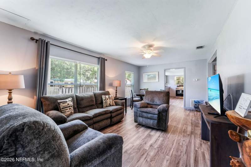 2 bedroom Single Family Residence at 302 Park Avenue, Hastings, Hastings — photo 5