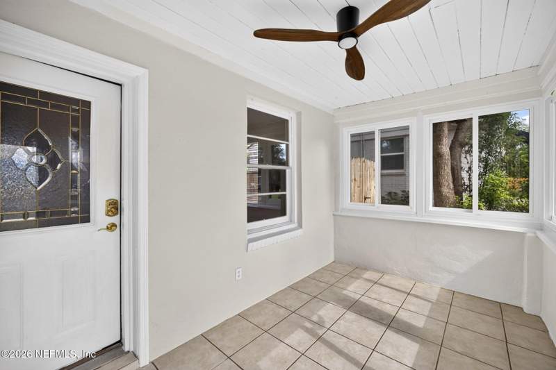 2 bedroom Single Family Residence at 1428 Gay Avenue, Metes & Bounds, Jacksonville — photo 3