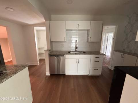 2712 Cherrywood Road, Jacksonville FL - photo 11 of 20