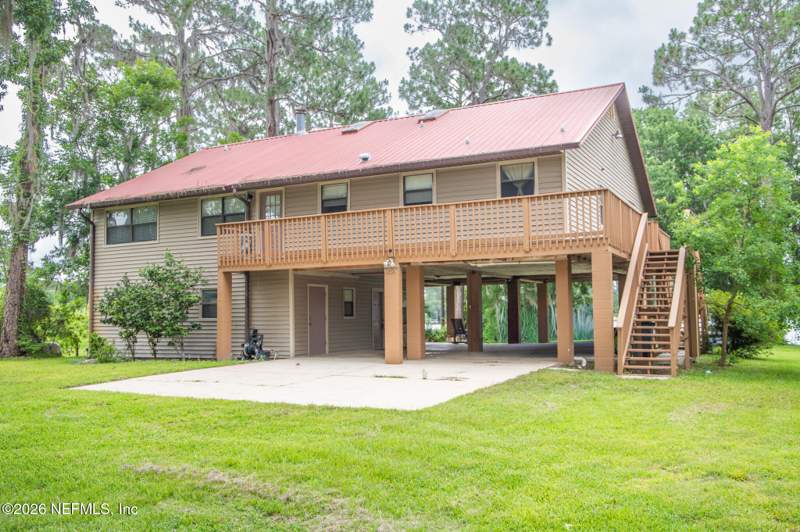 3 bedroom Single Family Residence at 303 Riley Lake Drive, Star Lake Forest 1, Hawthorne — photo 2