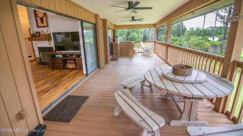 303 Riley Lake Drive, Hawthorne FL - photo 13 of 68