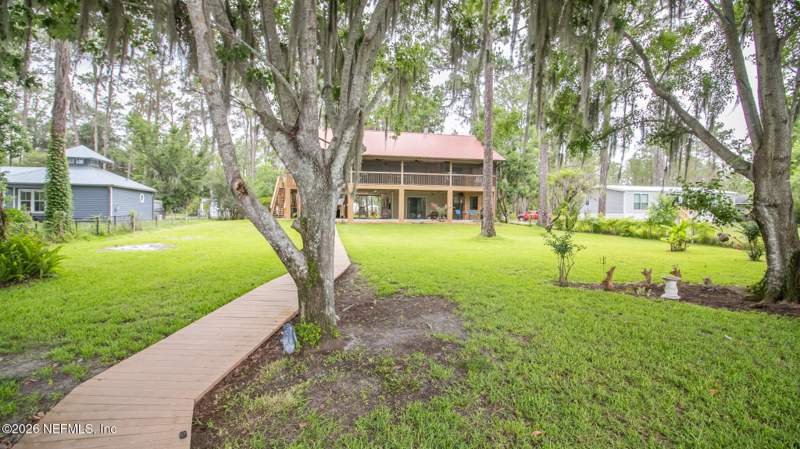 3 bedroom Single Family Residence at 303 Riley Lake Drive, Star Lake Forest 1, Hawthorne — photo 3