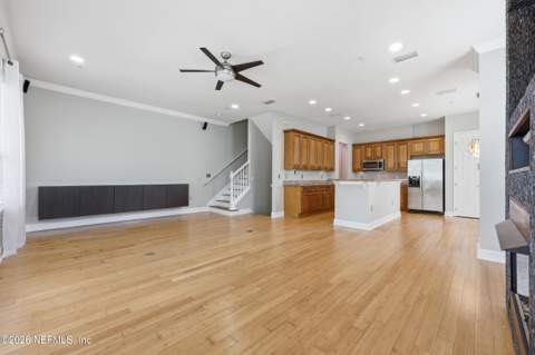 400 14th Avenue #B, Jacksonville Beach FL - photo 8 of 47