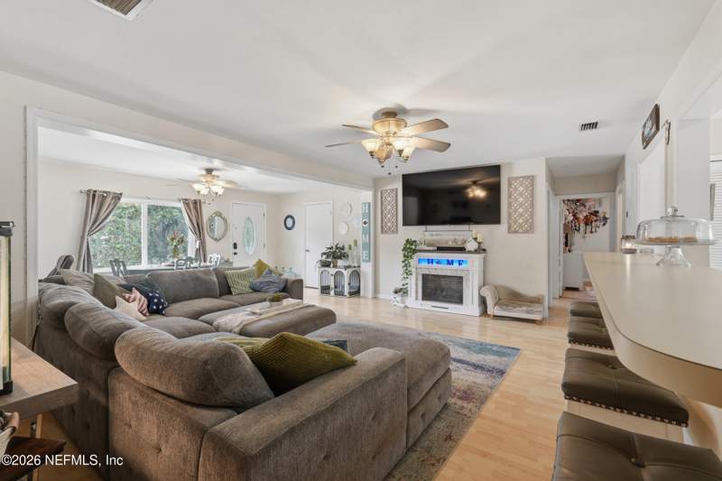 3 bedroom Single Family Residence at 1220 S Lawrence Boulevard, Lakeview Highlands, Keystone Heights — photo 5
