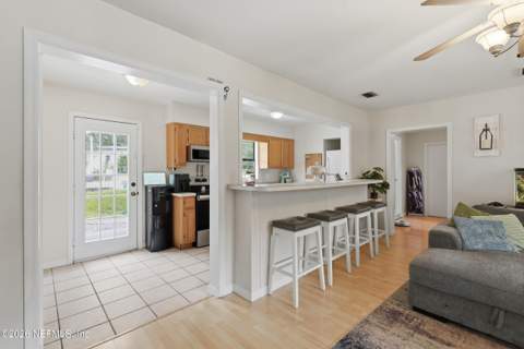 1220 S Lawrence Boulevard, Keystone Heights FL - photo 9 of 34