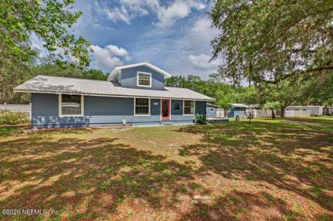 121 Daren Drive, $300k–$500k for sale in Palatka