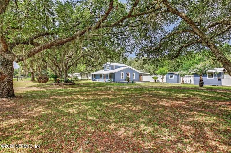 3 bedroom Single Family Residence at 121 Daren Drive, Interlachen Lakes Estates, Palatka — photo 3