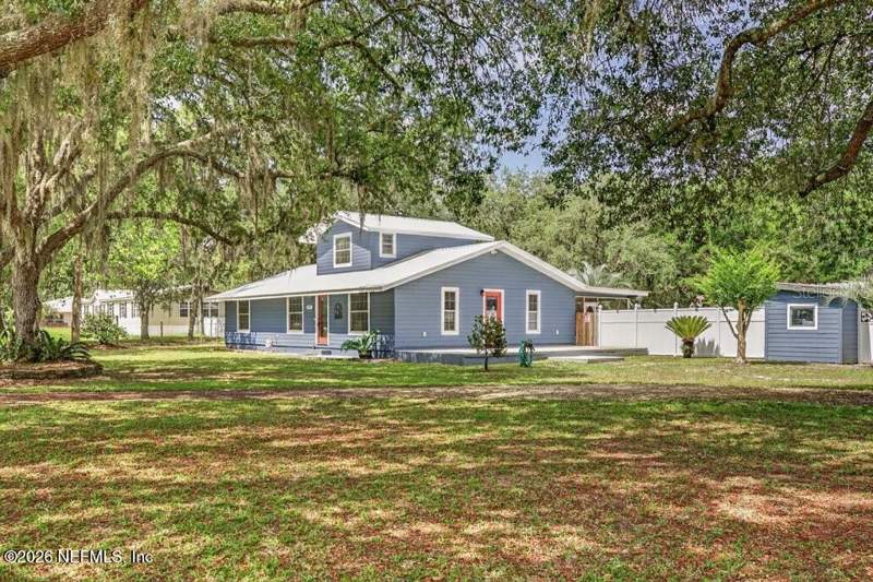 3 bedroom Single Family Residence at 121 Daren Drive, Interlachen Lakes Estates, Palatka — photo 4