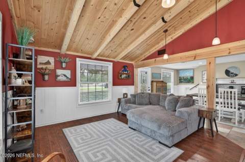 121 Daren Drive, Palatka FL - photo 10 of 43