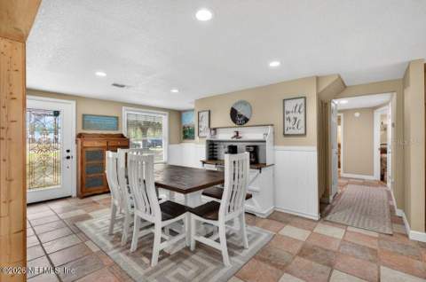 121 Daren Drive, Palatka FL - photo 12 of 43